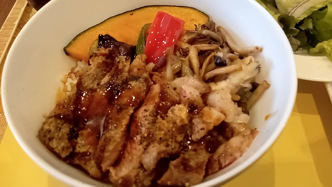 アンガスサーロインステーキ丼CAB® sirloin steak bowl